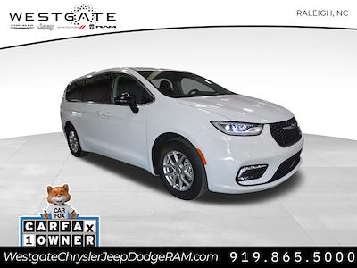 2024 Chrysler Pacifica FWD Minivan for sale #32052P - photo 1