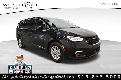 2024 Chrysler Pacifica FWD Minivan for sale #32135P - photo 1