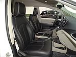 2024 Chrysler Pacifica FWD Minivan for sale #32136P - photo 10