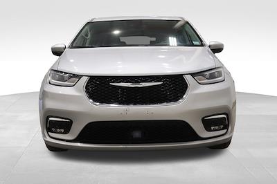 2023 Chrysler Pacifica FWD Minivan for sale #32140P - photo 2