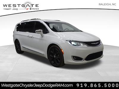 2018 Chrysler Pacifica FWD Minivan for sale #32539K - photo 1