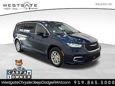 2024 Chrysler Pacifica FWD Minivan for sale #32723P - photo 1