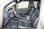 2022 Nissan Frontier Crew Cab 4x2 Pickup for sale #32790P - photo 8