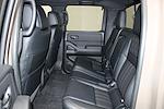 2022 Nissan Frontier Crew Cab 4x2 Pickup for sale #32790P - photo 9