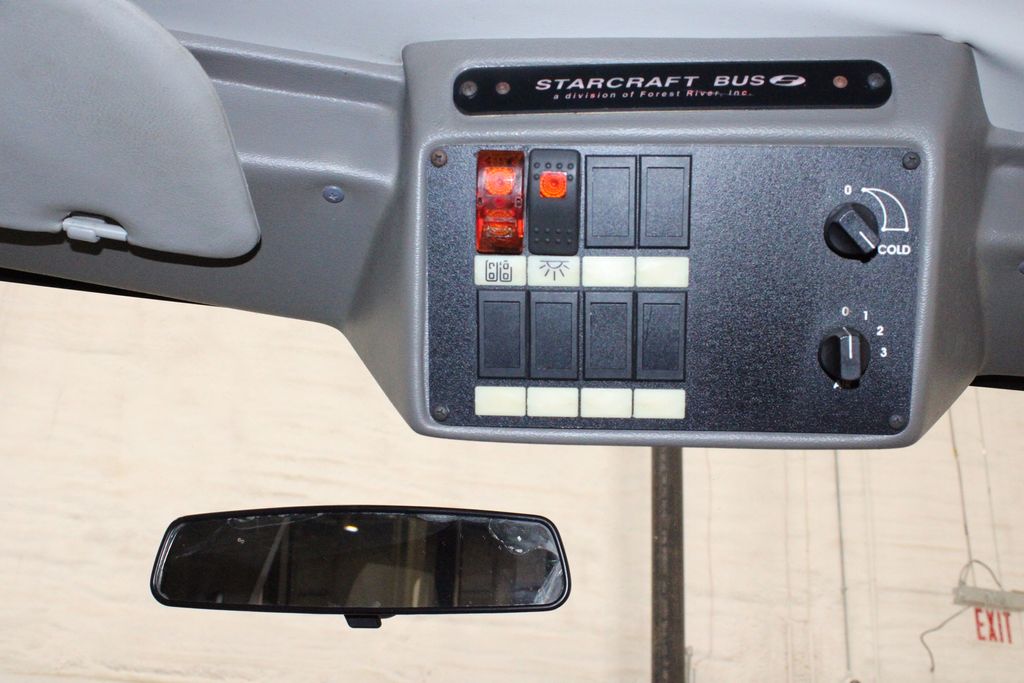 Used 2015 Ford E-450 - photo 17