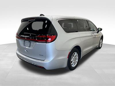 2024 Chrysler Pacifica FWD Minivan for sale #33299P - photo 2