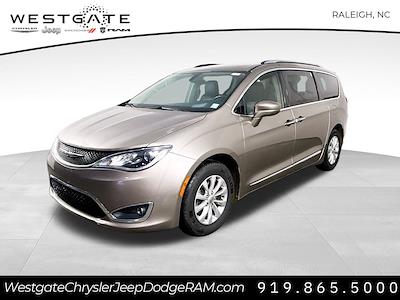 2018 Chrysler Pacifica FWD Minivan for sale #33408P - photo 1
