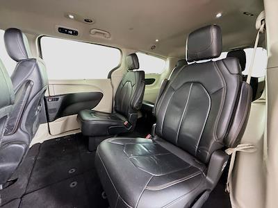 2018 Chrysler Pacifica FWD Minivan for sale #33408P - photo 2