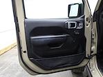 2022 Jeep Gladiator Crew Cab 4x4 Pickup for sale #33416K - photo 12