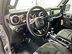 2021 Jeep Gladiator Crew Cab 4x4 Pickup for sale #33890P - photo 15