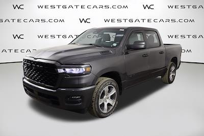 Used 2025 Ram 1500 - photo 1