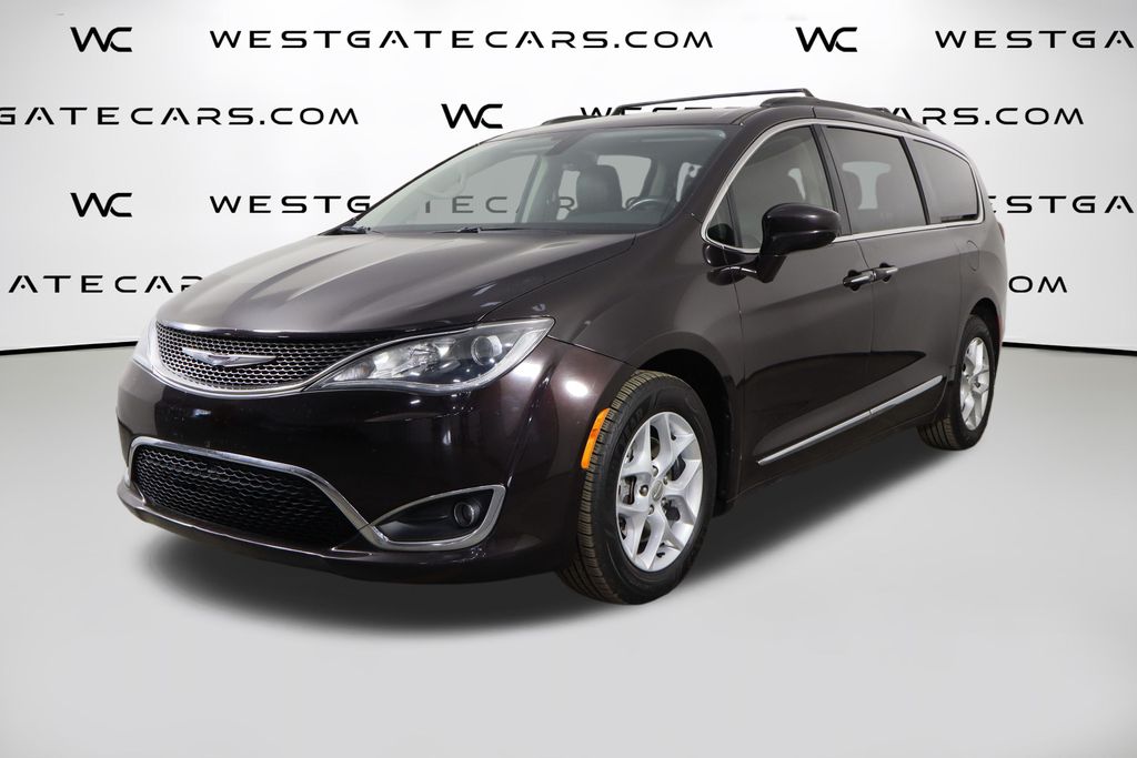 Used 2017 Chrysler Pacifica Touring-L with VIN 2C4RC1BG5HR739400 for sale in Draper, UT