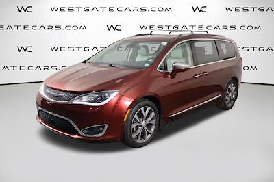2017 Chrysler Pacifica FWD Minivan for sale #36091K - photo 1