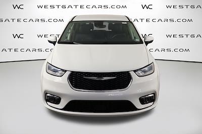 2023 Chrysler Pacifica FWD Minivan for sale #36197XQ - photo 2