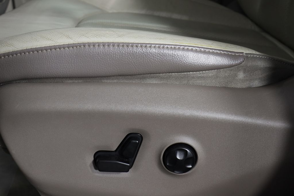 Used 2018 Chrysler Pacifica - photo 25