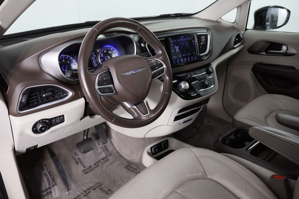 Used 2018 Chrysler Pacifica - photo 28