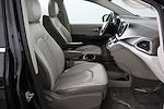 2018 Chrysler Pacifica FWD Minivan for sale #C43614A - photo 19