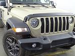 Used 2020 Jeep Gladiator Sport Crew Cab 4x4 Pickup for sale #J43224B - photo 38