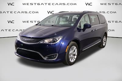2019 Chrysler Pacifica FWD Minivan for sale #J43627A - photo 1