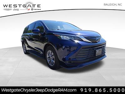 2021 Toyota Sienna FWD Minivan for sale #34180XP - photo 1