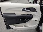 2018 Chrysler Pacifica FWD Minivan for sale #WP2793A - photo 11