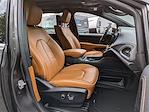 Used 2022 Chrysler Pacifica Pinnacle Minivan for sale #WPKJ24767A - photo 33