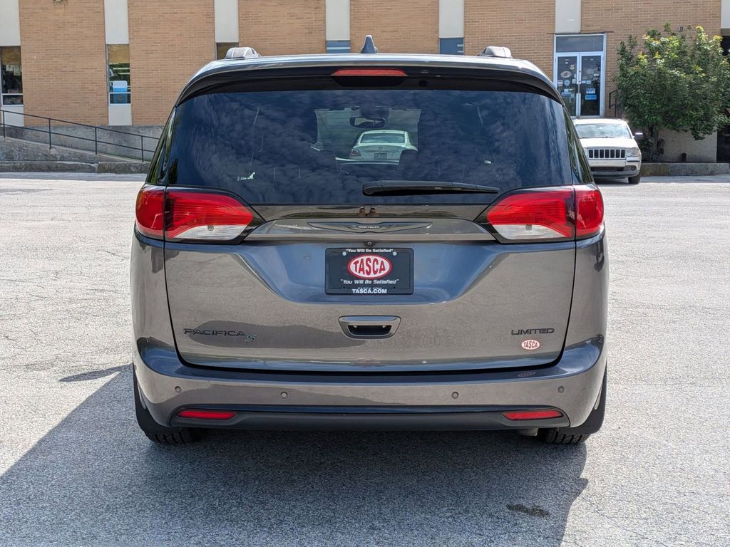Used 2020 Chrysler Pacifica - photo 6