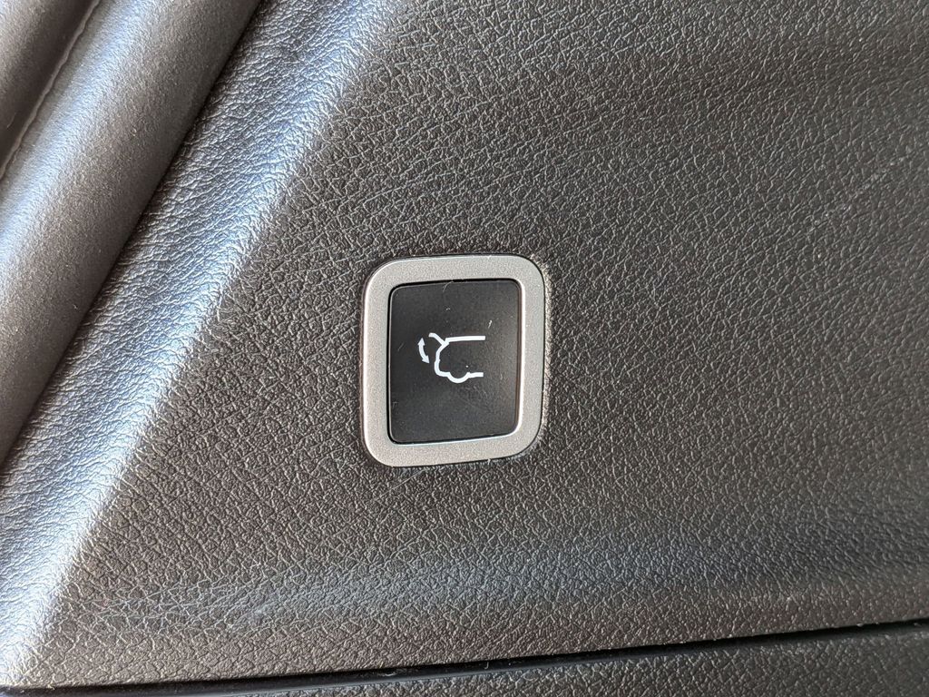 Used 2020 Chrysler Pacifica - photo 10