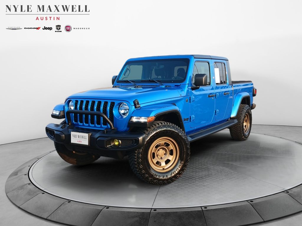 Used 2023 Jeep Gladiator - photo 1