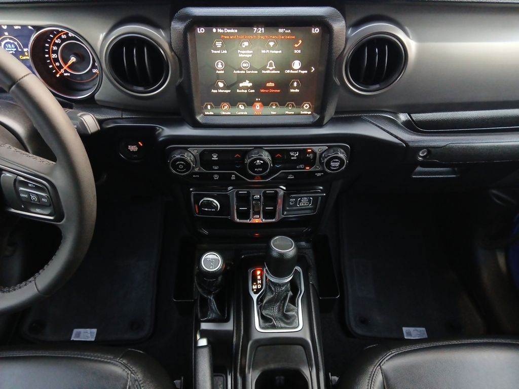 Used 2023 Jeep Gladiator - photo 5