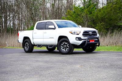 Used 2016 Toyota Tacoma - photo 1