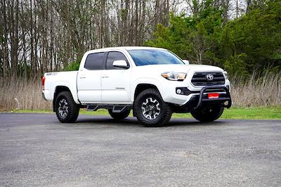 Used 2016 Toyota Tacoma - photo 1