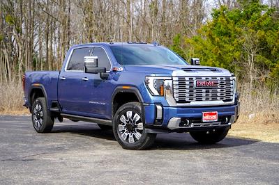 Used 2024 GMC Sierra 2500 - photo 1