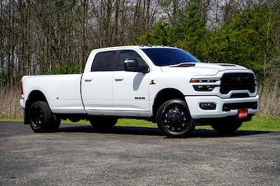 Used 2025 Ram 3500 - photo 1