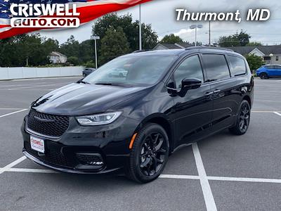 2024 Chrysler Pacifica AWD Minivan for sale #D250536A - photo 1