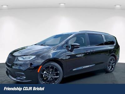 2025 Chrysler Pacifica FWD Minivan for sale #4G2216 - photo 1
