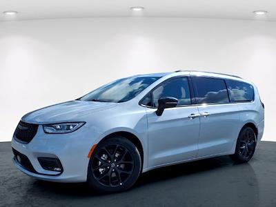2026 Chrysler Pacifica FWD Minivan for sale #4G2311 - photo 1