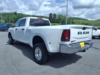 New 2025 Ram 3500 Big Horn Crew Cab 4x4 DRW Pickup for sale #4N4533 - photo 2