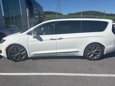 2020 Chrysler Pacifica FWD Minivan for sale #4N4720A - photo 1