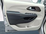 2017 Chrysler Pacifica FWD Minivan for sale #4N4897A - photo 19