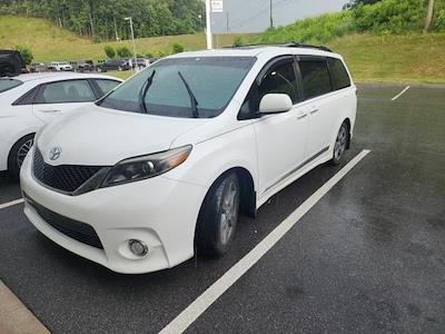 2017 Toyota Sienna 4x2 Minivan for sale #4U1849A - photo 1