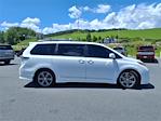 2017 Toyota Sienna 4x2 Minivan for sale #4U1849A - photo 22