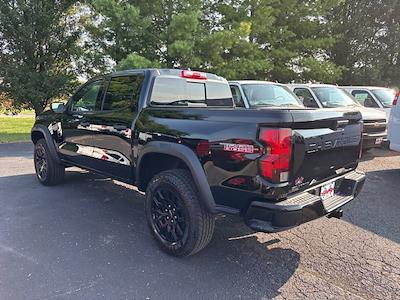 2025 Chevrolet Colorado Crew Cab 4x4 Pickup for sale #S1210254 - photo 2