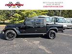2022 Jeep Gladiator Crew Cab 4WD Pickup for sale #S1226036B - photo 9