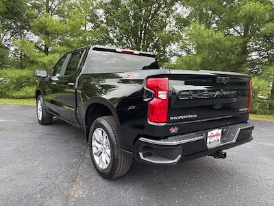 New 2025 Chevrolet Silverado 1500 Custom Crew Cab 4x4 Pickup for sale #SZ303003 - photo 2