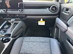 2026 Chevrolet Colorado Crew Cab 4WD Pickup for sale #T1133993 - photo 24