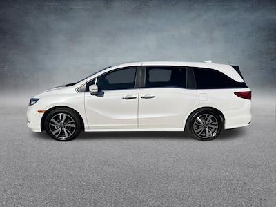 Used 2024 Honda Odyssey Touring Minivan for sale #19527T - photo 2
