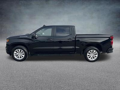 Used 2025 Chevrolet Silverado 1500 - photo 1