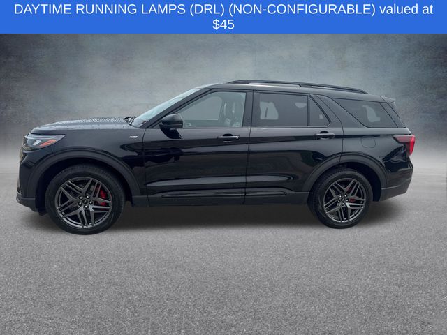 Used 2025 Ford Explorer - photo 2