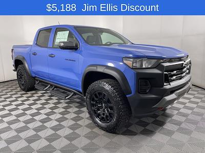 New 2025 Chevrolet Colorado Trail Boss Crew Cab 4x4 Pickup for sale #CO50029 - photo 1